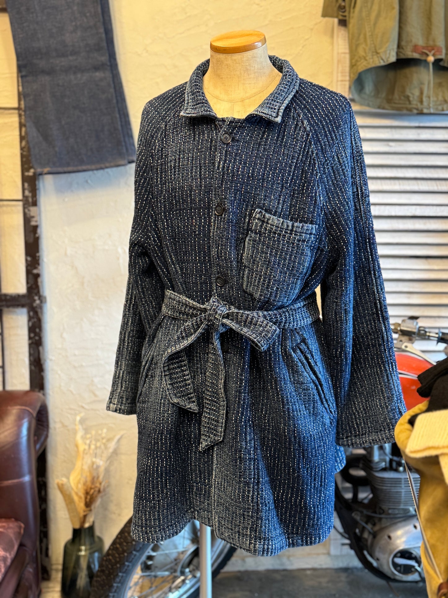 SHAW CLASSY HEAVY SASHIKO WHITE LINE COAT