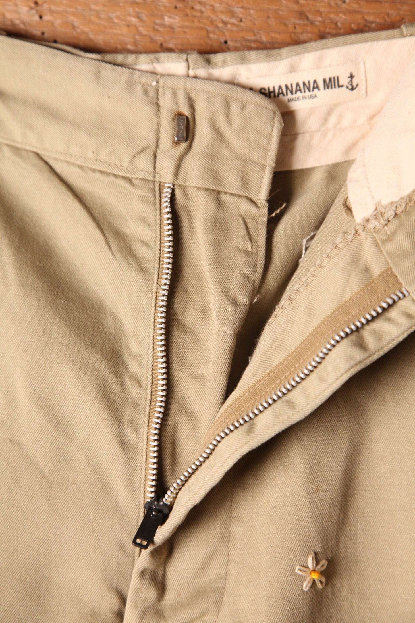 SHANANA MIL<シャナナミル> US ARMY KHAKI TROUSERS チノパン M（W32インチ相当）