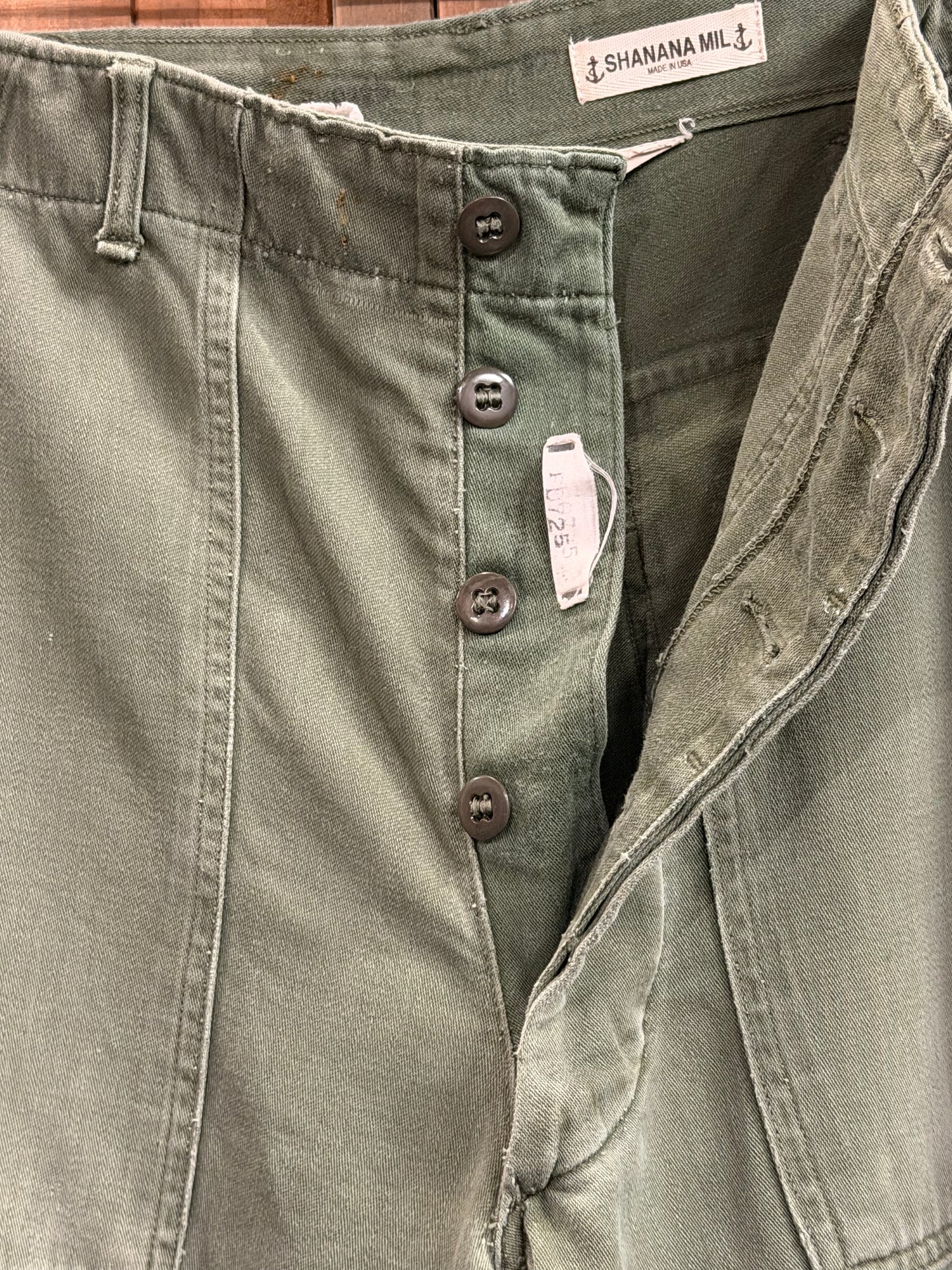 SHANANA MIL<シャナナミル>　US ARMY '50s OG-107 Re-make Trousers  ボタンフライ 実寸W30 相当_SM74