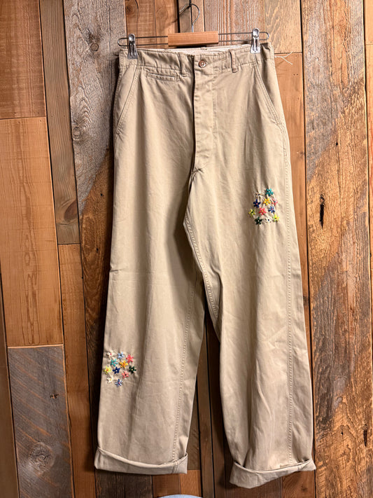 SHANANA MIL<シャナナミル> 1950s US ARMY KHAKI TROUSERS  ボタンフライチノ （W29インチ相当）SM_83