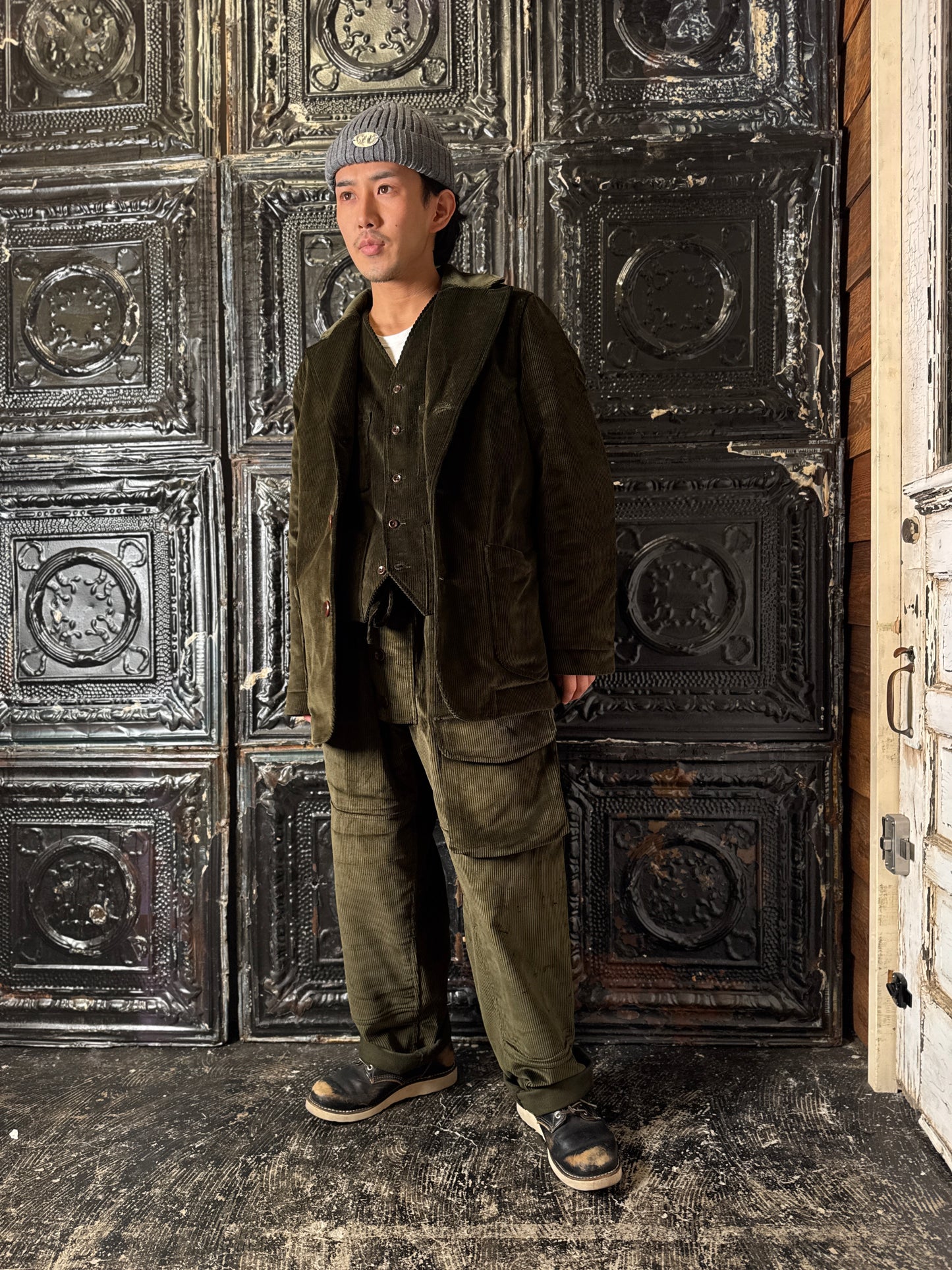 Fleurs de Bagne / SUBMARINER コーデュロイパンツ — Brisbane Moss コーデュロイ使用（カーキ）