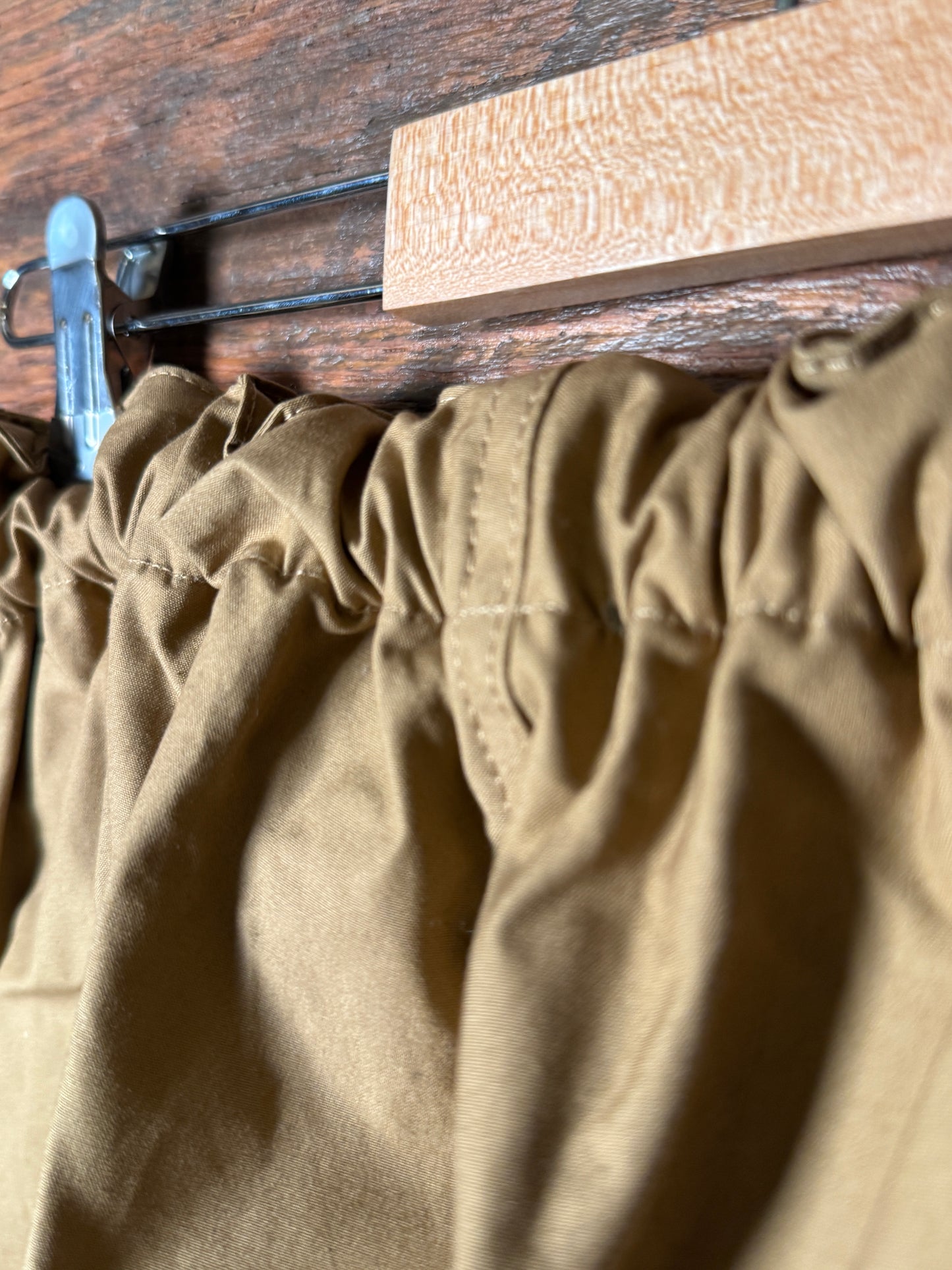 Fleurs de Bagne / SUBMARINER パンツ  — VENTILEベンタイル（British Millerain）使用（サンドベージュ）