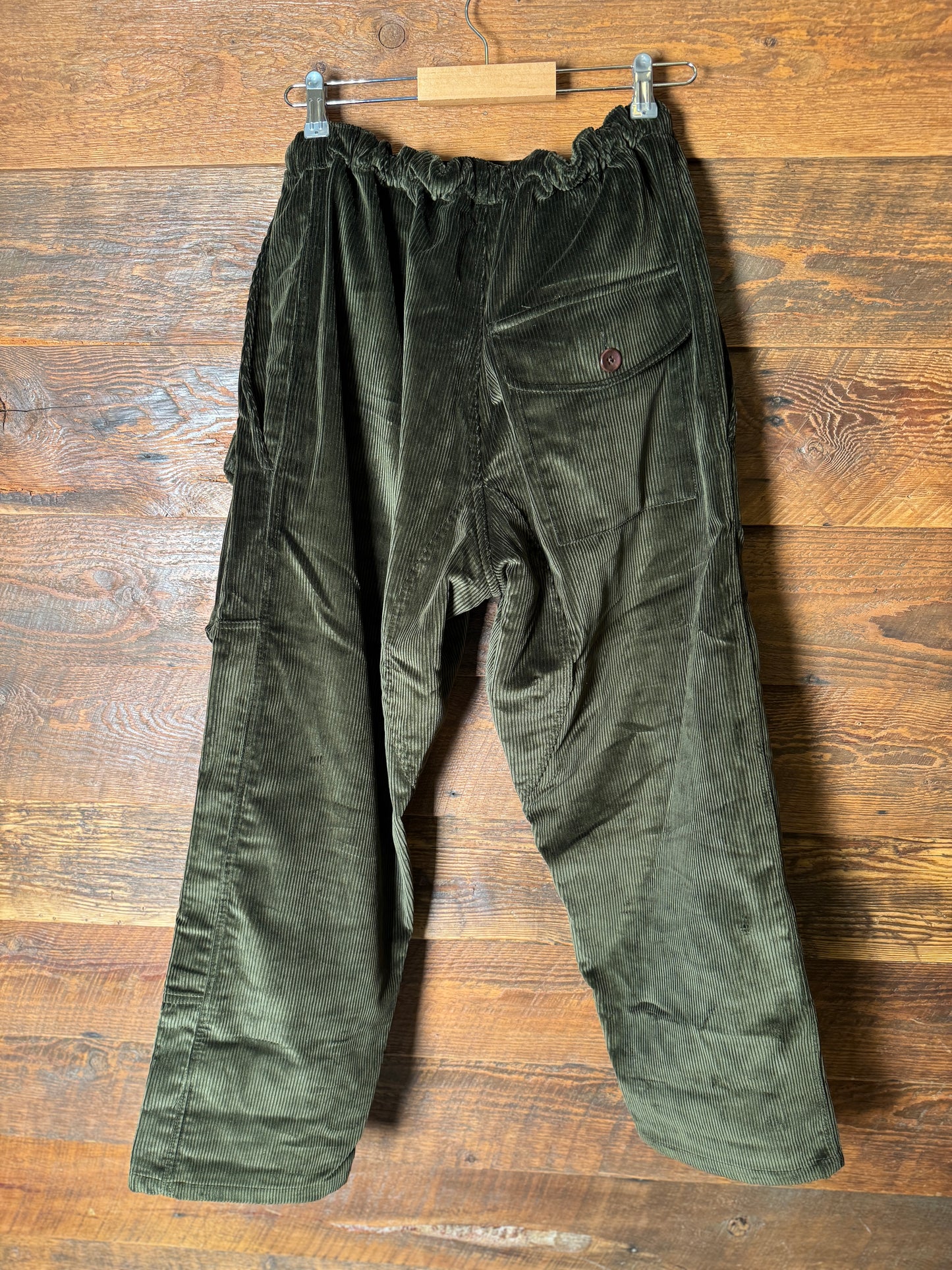 Fleurs de Bagne / SUBMARINER コーデュロイパンツ — Brisbane Moss コーデュロイ使用（カーキ）