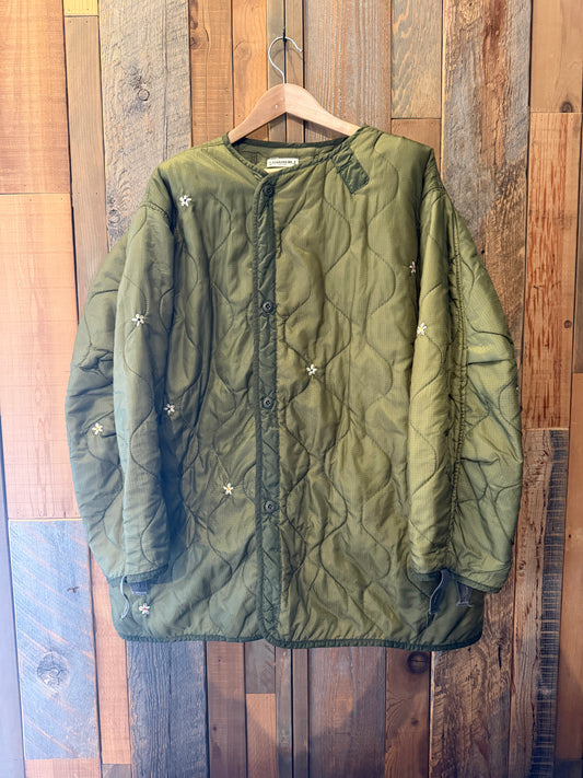 ＜新入荷＞SHANANA MIL<シャナナミル>Daisy®️ sizeL　US ARMY M-65 ’フィッシュテイル' パーカ用ライナー　SM60