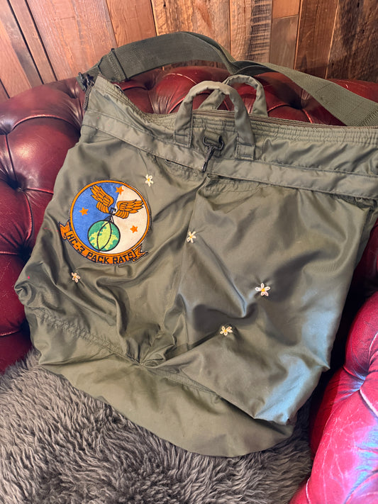 ＜新入荷＞SHANANA MIL<シャナナミル>Daisy®️ 2way US AIR FORCE HELMET BAG実物ヘルメットバッグ SM63