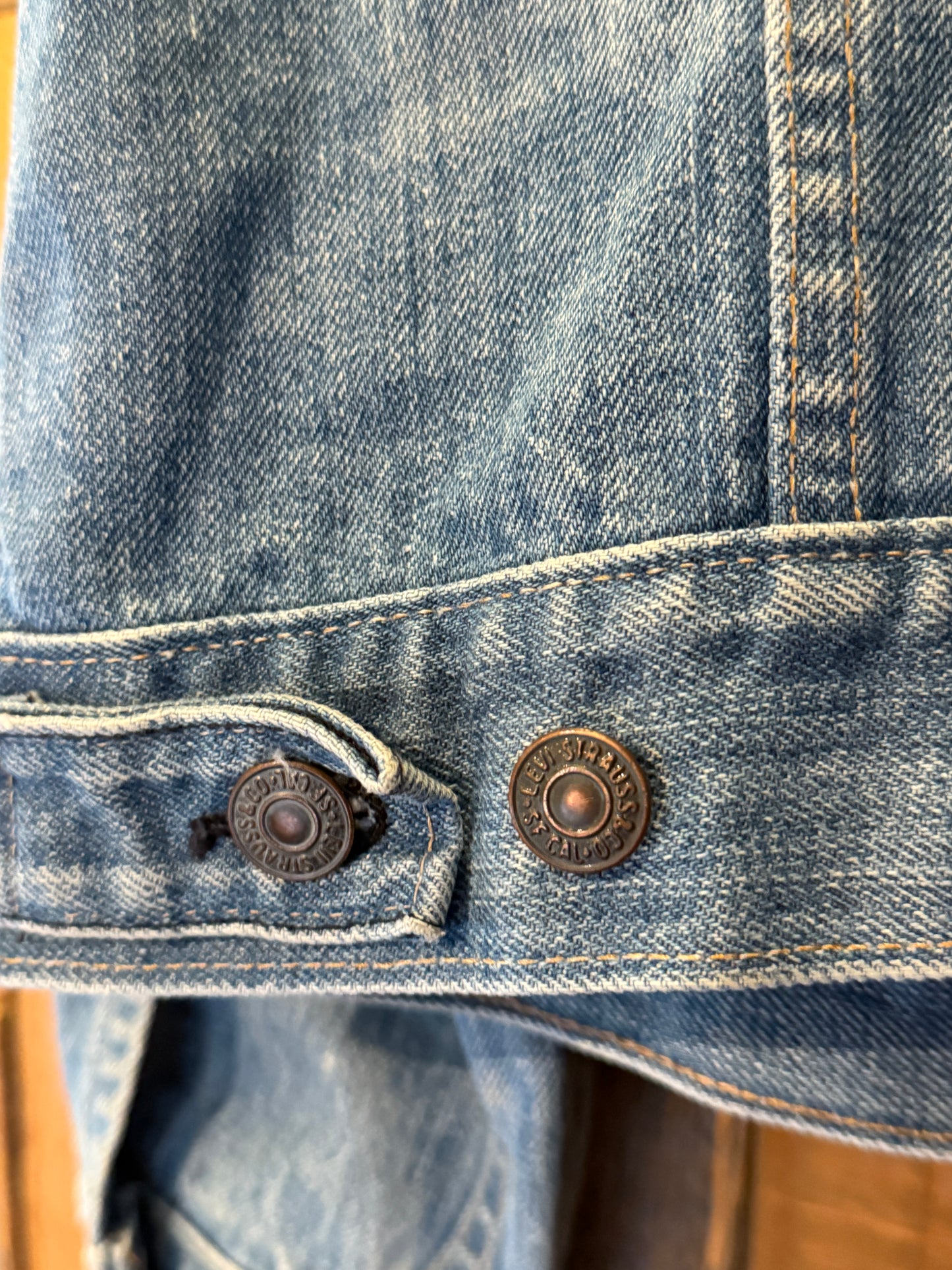 ＜新入荷＞SHANANA MIL<シャナナミル>Daisy®️ size44　Vintage Levi's 70505 Made in USA