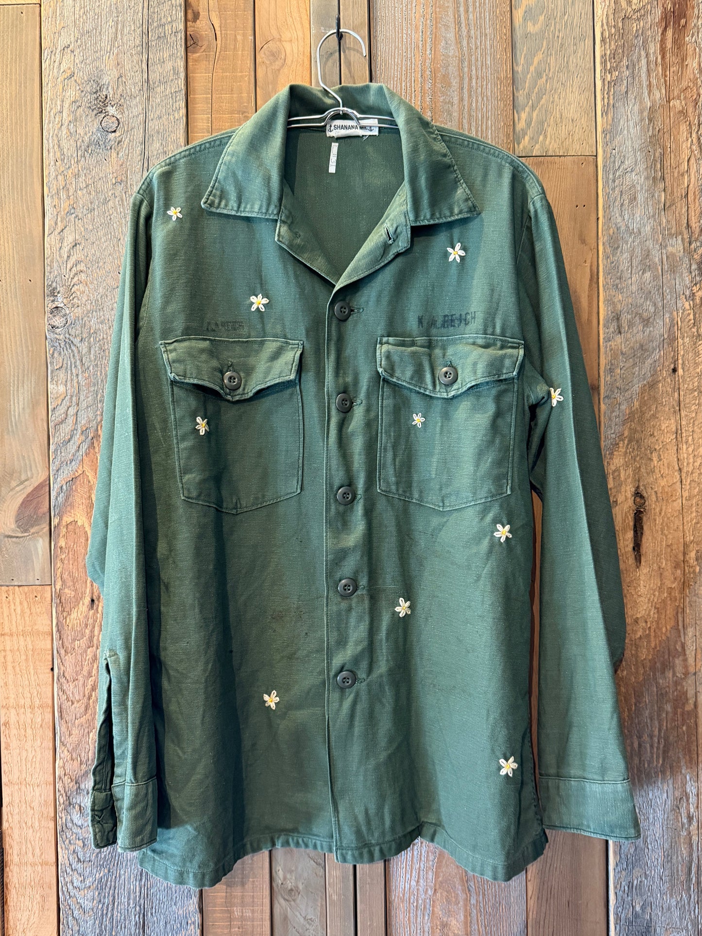 SHANANA MIL<シャナナミル>　US ARMY Re-make Shirts OG107　Size M SM42