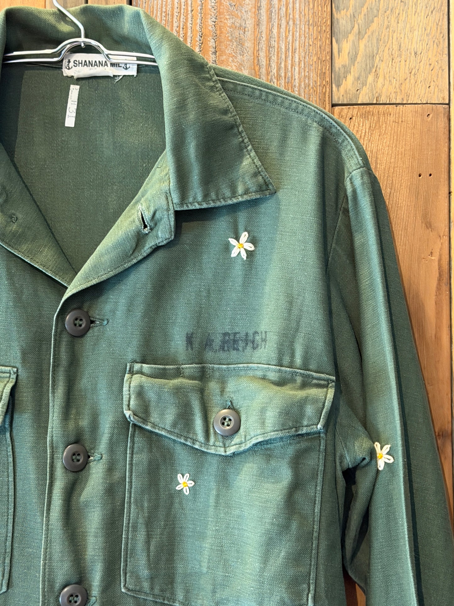 SHANANA MIL<シャナナミル>　US ARMY Re-make Shirts OG107　Size M SM42