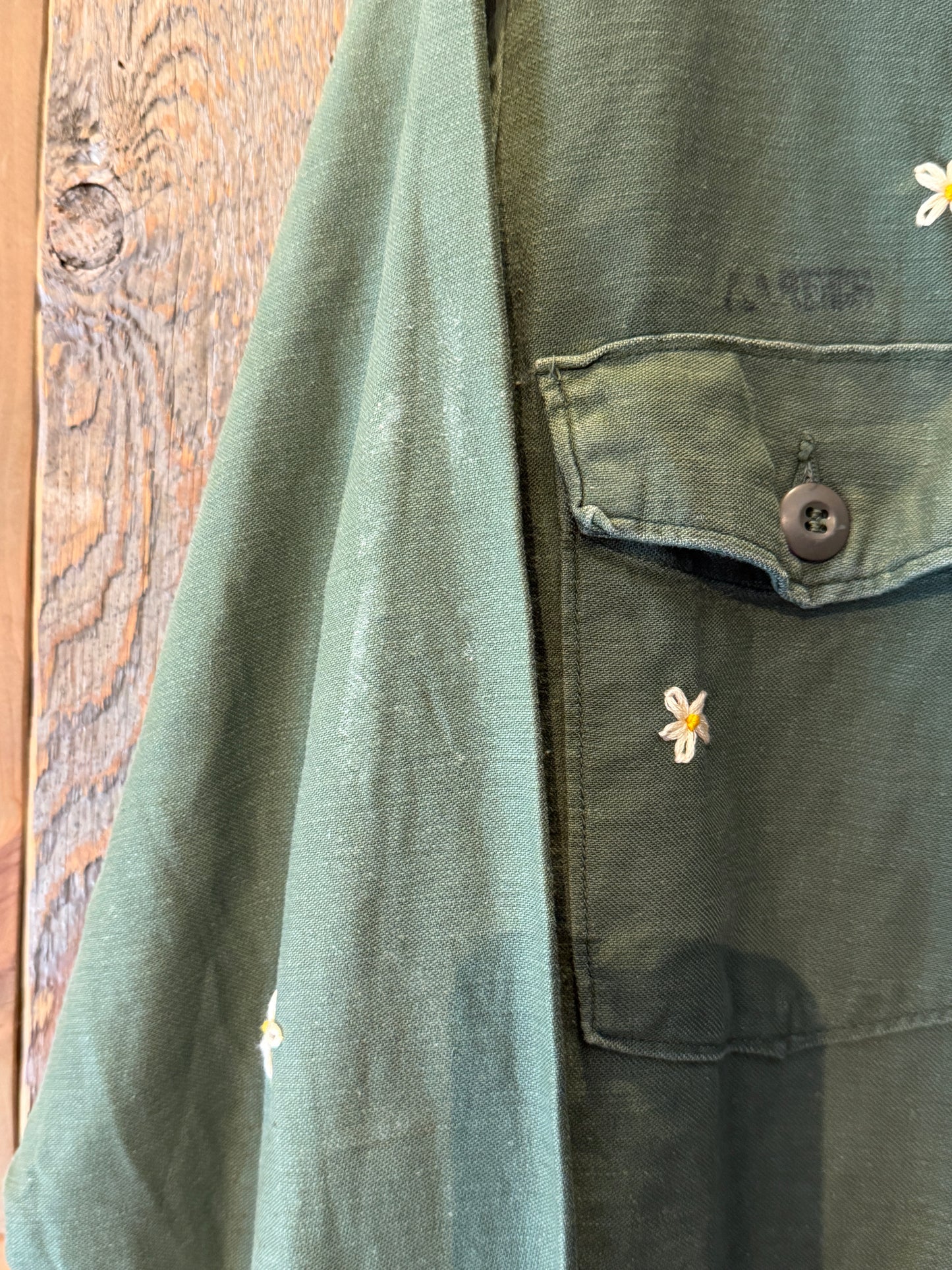 SHANANA MIL<シャナナミル>　US ARMY Re-make Shirts OG107　Size M SM42